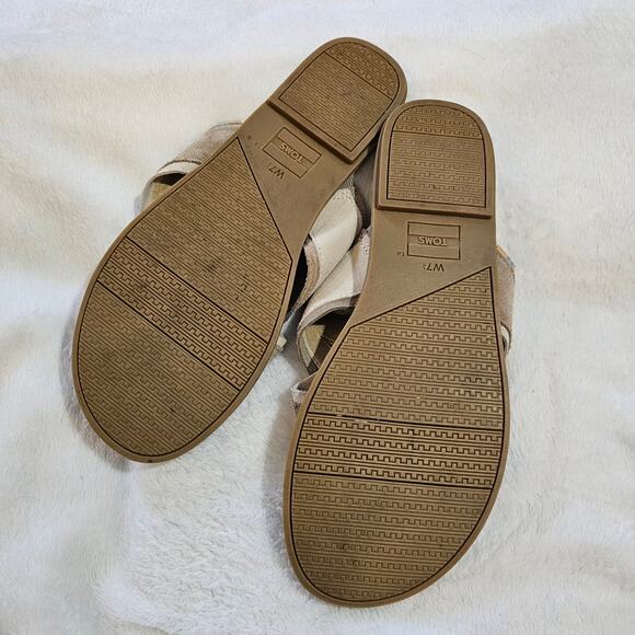 TOMS Val Desert Taupe Suede Crisscross Strap Open Toe Sandals Size 7.5 - Picture 4 of 4